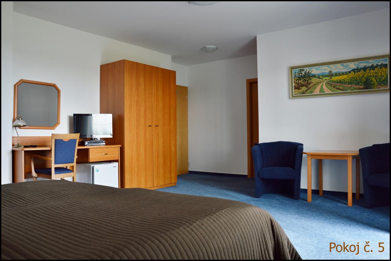 Penzion Stary Dvur Nové Dvory Exterior foto