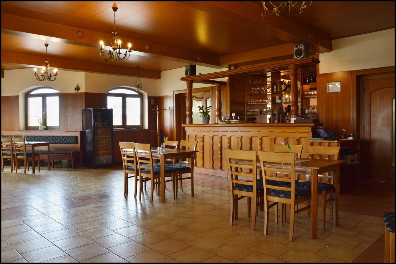 Penzion Stary Dvur Nové Dvory Exterior foto