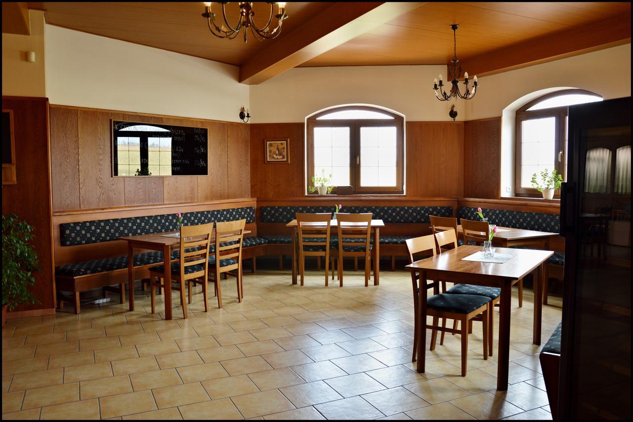Penzion Stary Dvur Nové Dvory Exterior foto